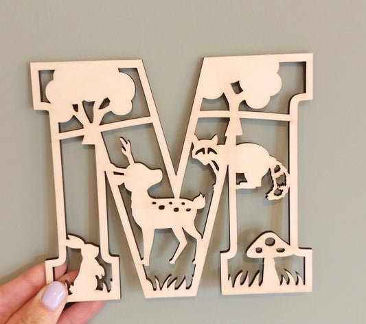 Houten letter thema bosdieren