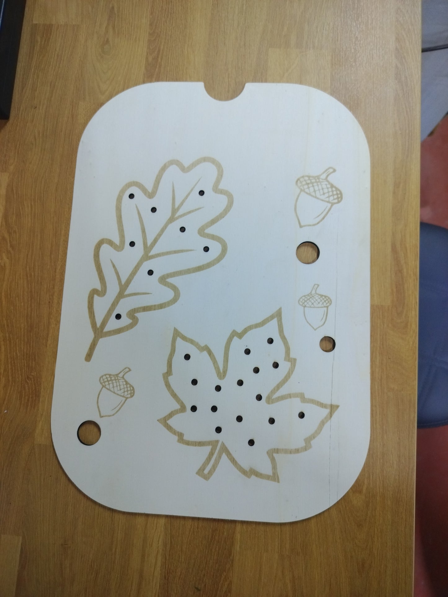 Trofast insert herfstblaadjes en eikels